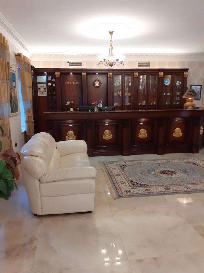 Hotel Guri Elbasan Esterno foto