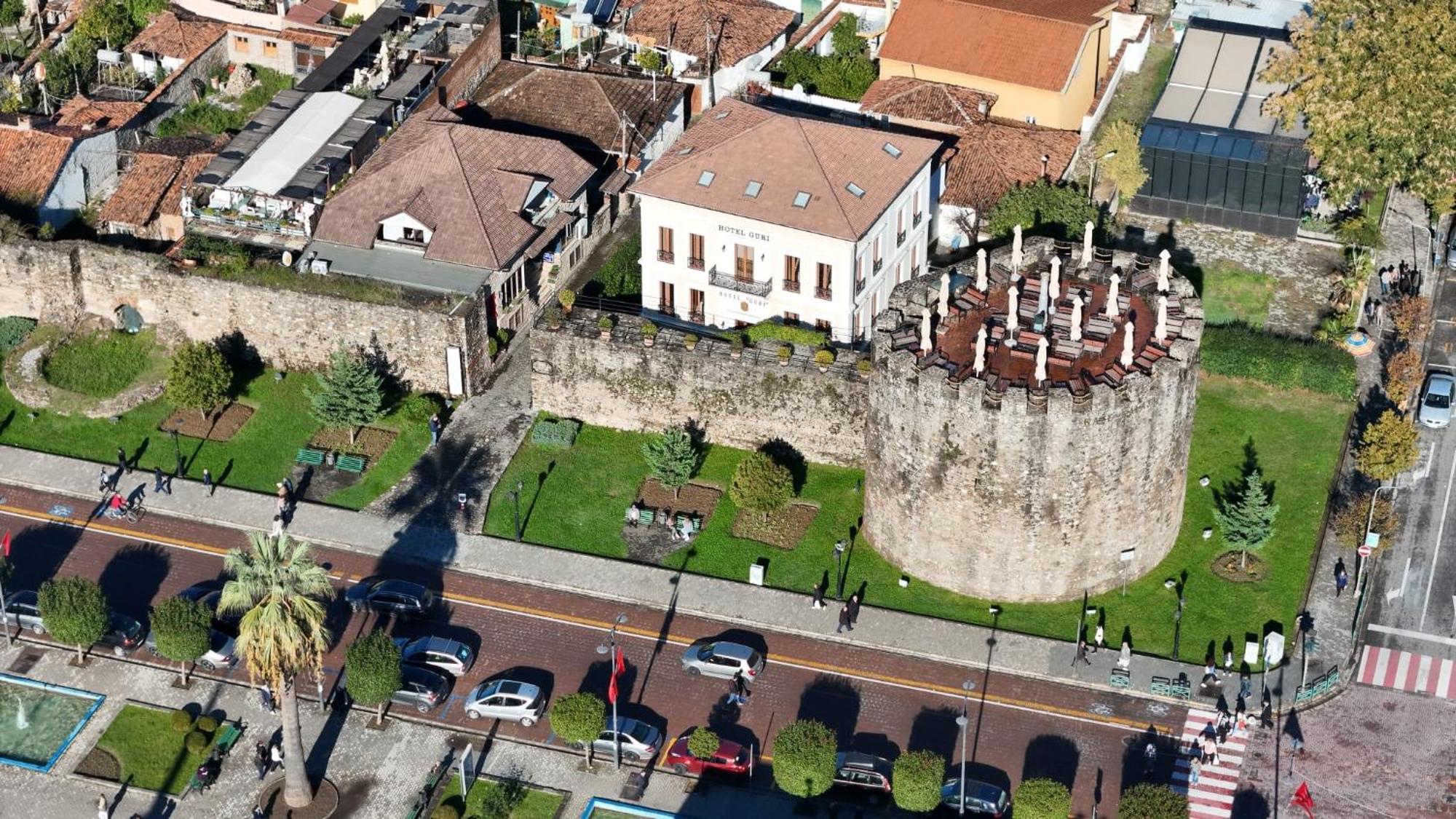 Hotel Guri Elbasan Esterno foto